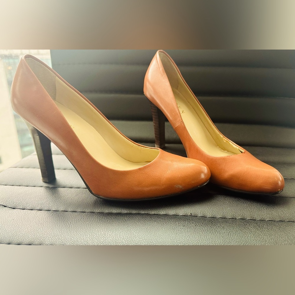Women’s Ralph Lauren pumps
